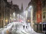 Vakcíny v ohrození: Britániu sužuje búrka, môže poškodiť zásoby očkovacích látok