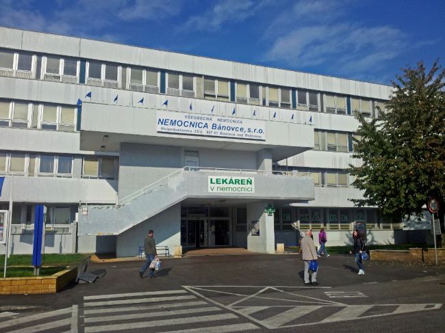 Bánovská nemocnica sa stala vakcinačným centrom
