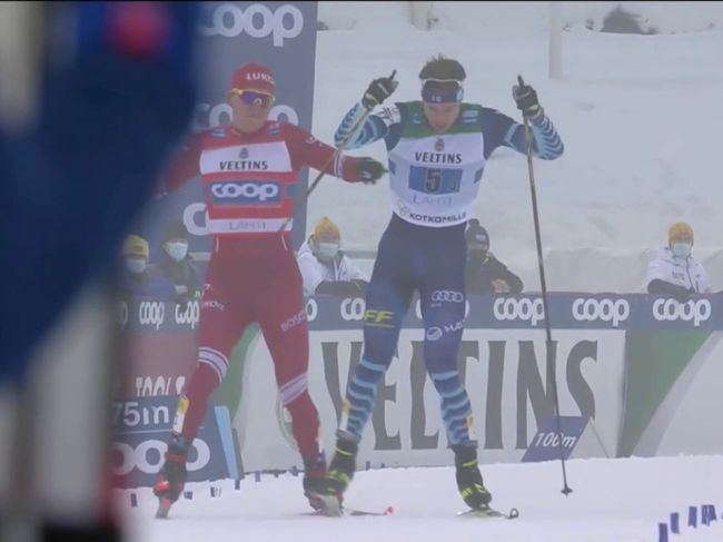 Video: Polícia rieši útok ruského bežca na lyžiach na fínskeho reprezentanta