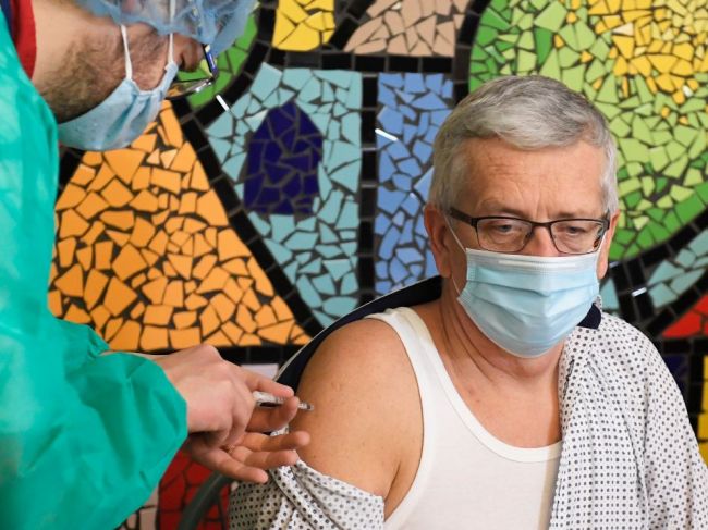 Ambulantní lekári pomôžu pri očkovaní