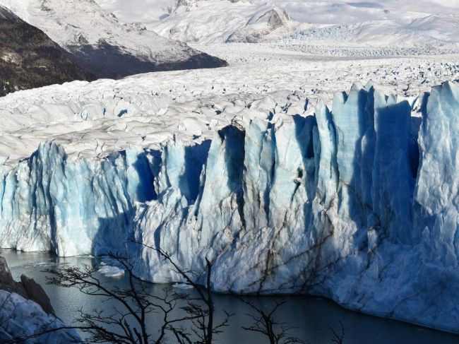 Ľadovce sa topia čoraz rýchlejšie, výsledkom budú povodne aj sucho
