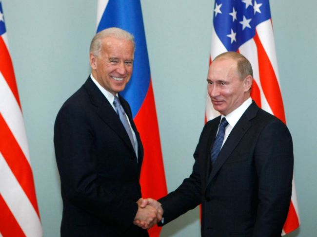 Biden absolvoval prvý telefonát s Putinom, hovoril o Navaľnom i zmluve New START