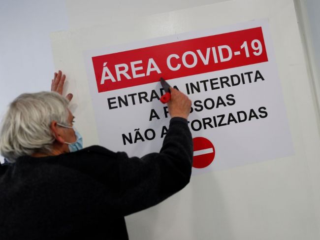 Britský variant koronavírusu eviduje už najmenej 70 a juhoafrický 31 krajín