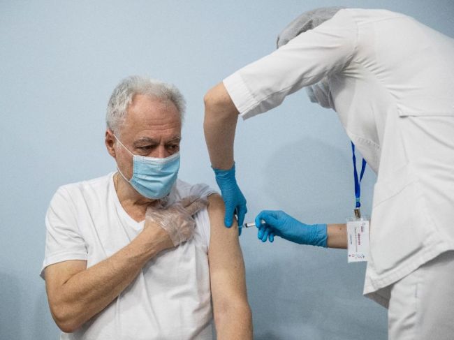 Ukrajina zakázala ruské vakcíny proti covidu