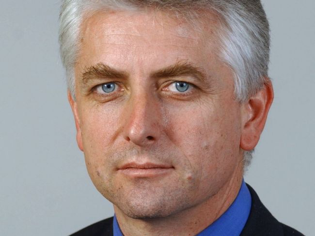 Jozef Brhel odmieta obvinenia, vzdal sa výkonných pozícií v spoločnostiach