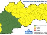 SHMÚ upozorňuje na vietor v západnej časti SR a na horách