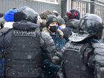 Počas protestov v Rusku zadržali vyše 2800 ľudí vrátane Navaľného manželky