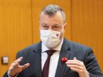 Krajniak: MPSVR pomáha z rezortov postihnutým firmám najrýchlejšie