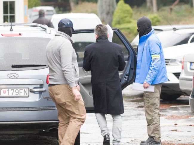 Podľa Ústavného súdu boli porušené práva sudcu zadržaného počas akcie Búrka