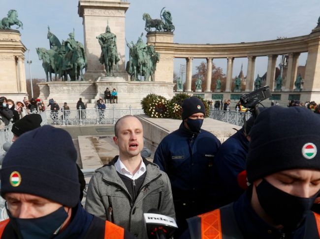V Budapešti opäť protestovali proti epidemiologickým opatreniam