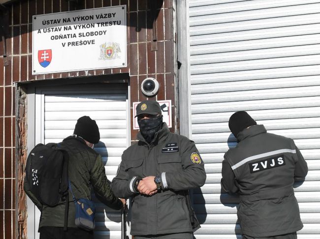 Špeciálna komisia zisťovala vo väznici okolnosti prípadu Lučanského