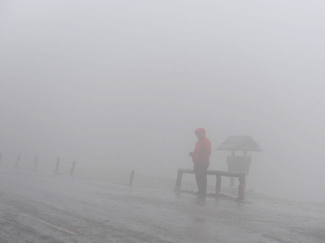 Slovensko potrápi silný vietor a poľadovica, SHMÚ vydal výstrahu