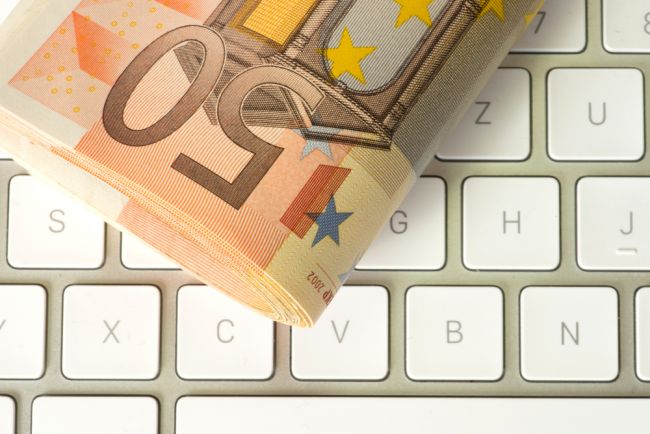 Okamžité platby medzi bankami majú v SR fungovať od 1. februára 2022
