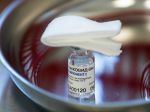 Ruská vakcína Sputnik V má podľa výskumu 91,6-percentnú účinnosť