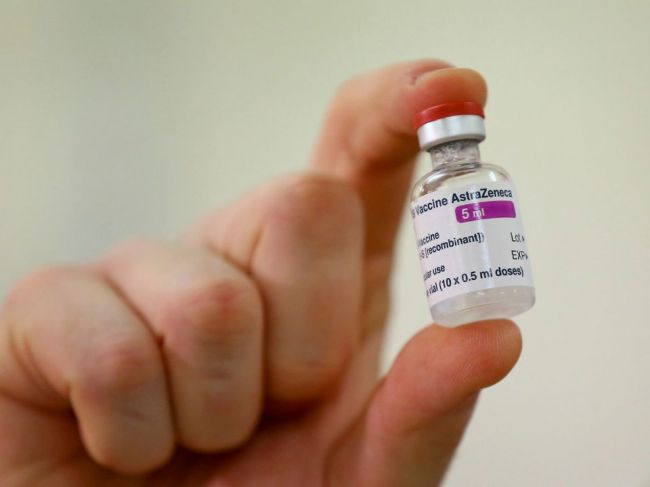Švajčiari tvrdia, že na povolenie vakcíny od AstraZeneca nemajú dostatočné údaje