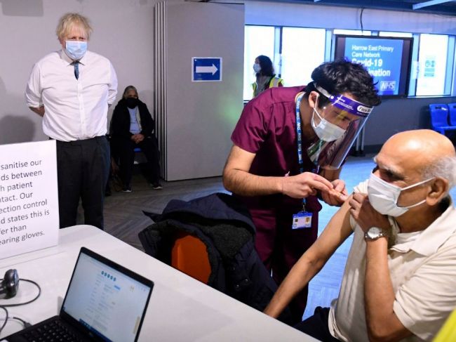 Británia zaočkovala už desať miliónov ľudí