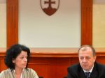 Školy sa neotvoria zatiaľ v dvoch mestách