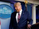 Demokrati žiadajú Trumpa, aby vypovedal osobne v Senáte
