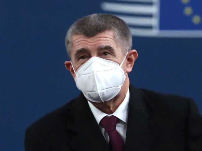 Babiš chce, aby sa od marca mohli registrovať na očkovanie ľudia nad 60 rokov