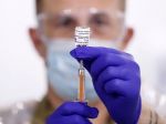WHO a jej partneri vyzvali na obozretnosť pri odmietaní vakcíny od AstraZenecy