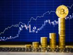 Bitcoin pokračuje v prelamovaní rekordov, podľa analytikov bude rast pokračovať