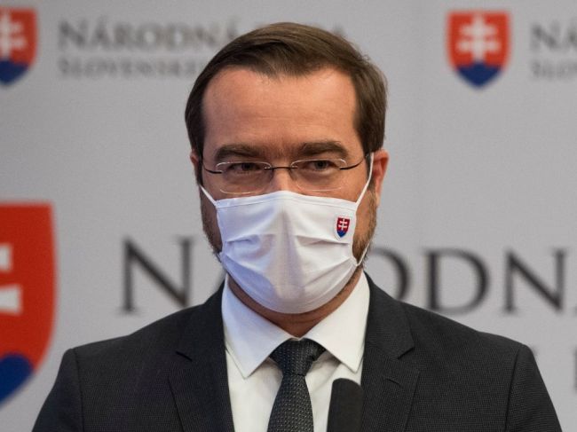 Kľúčoví zamestnanci energetiky žiadajú Krajčího o prednostné zaočkovanie