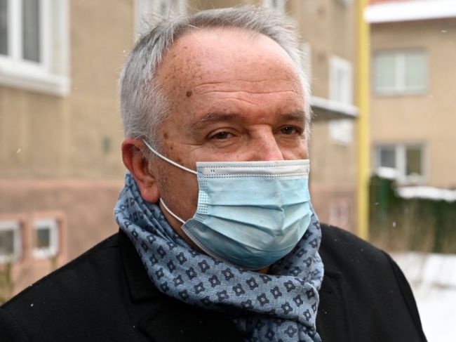 Radačovský nie je zapísaný v zozname advokátov, upozorňuje SAK