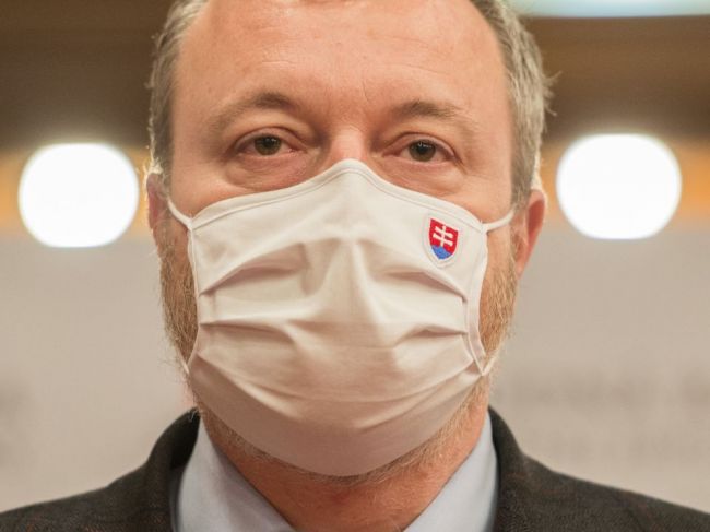 Krajniak: Sociálna poisťovňa potrebuje pre pandemickú OČR rozhodnutie orgánu