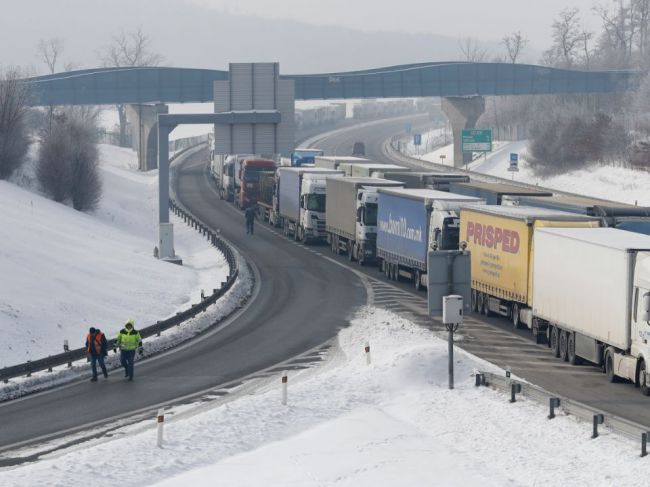 Česmad: Povinný test vodičov kamiónov do Nemecka vytvára neriešiteľné situácie