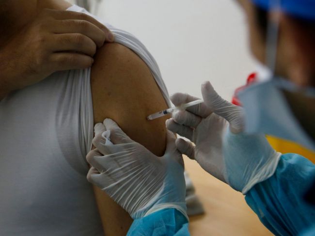 EÚ zdvojnásobí príspevky pre globálny očkovací program COVAX