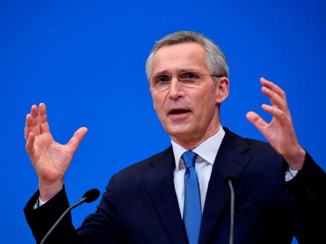 Šéf NATO Stoltenberg: Vzostup Číny má "následky" na transatlantickú bezpečnosť