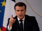 Macron vyzval Západ, aby čo najskôr dodal Afrike milióny dávok vakcíny