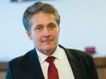 Premiér vyjadril zármutok nad úmrtím poslanca Ľubomíra Petráka
