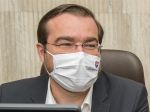 Krajčí zostáva vo funkcii ministra, mrzia ho reakcie niektorých partnerov