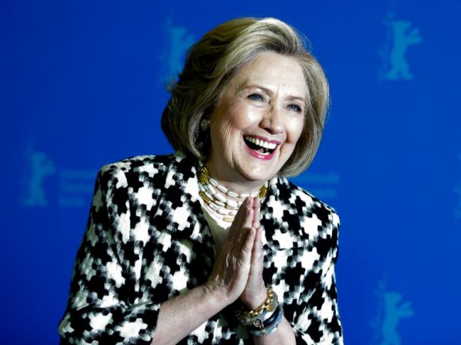 Hillary Clintonová je spoluautorkou politického trileru o vláde USA