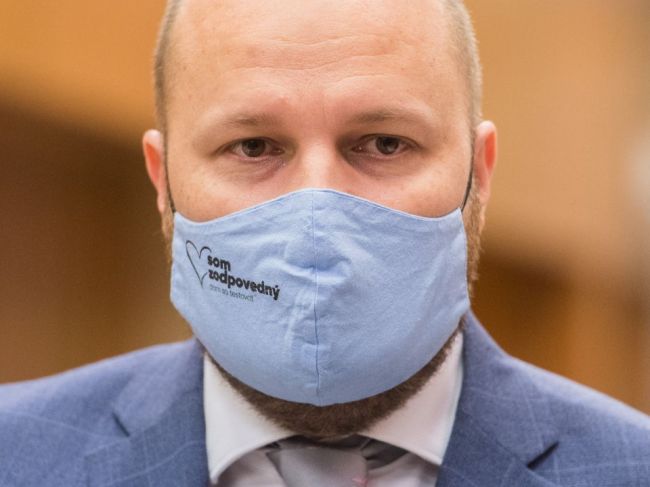 Množstvo ľudí nedodržiava opatrenia, podľa Naďa nemožno všetkých zachytiť
