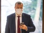Krajniak: Vďaka núdzovému stavu vieme zadarmo doručiť ochranné pomôcky