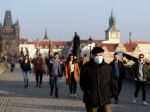Česká republika sprísňuje opatrenia, majú platiť tri týždne