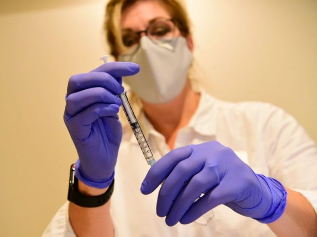 EÚ schváli vakcínu od firmy Johnson & Johnson začiatkom marca