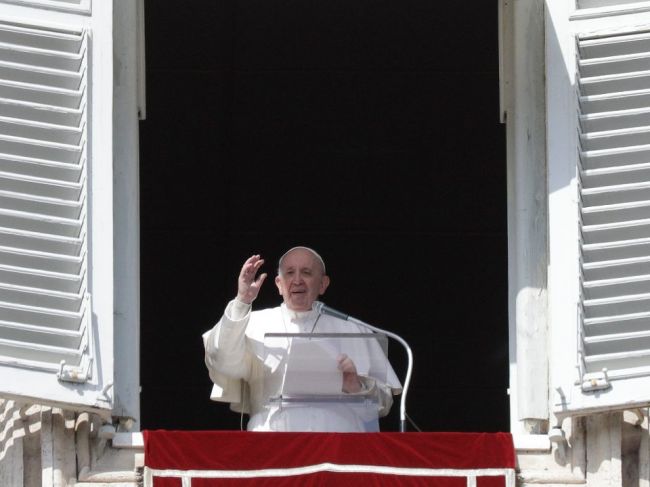 Nová kniha: Pápež očakáva, že posledné dni svojho života strávi v Ríme