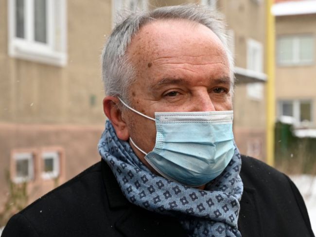 Europoslanec Radačovský založil novú stranu