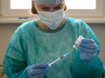 Už prvá dávka vakcíny znižuje riziko hospitalizácie o 80 percent