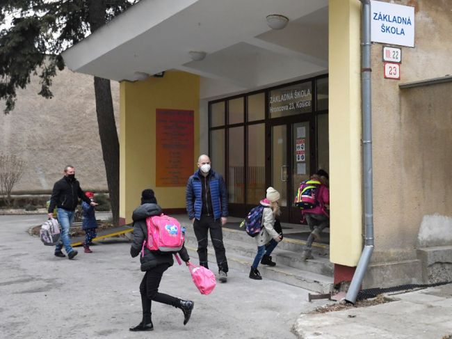 Ministerstvo školstva pripravilo 2 zmeny v pravidlách pre školy a školské zariadenia
