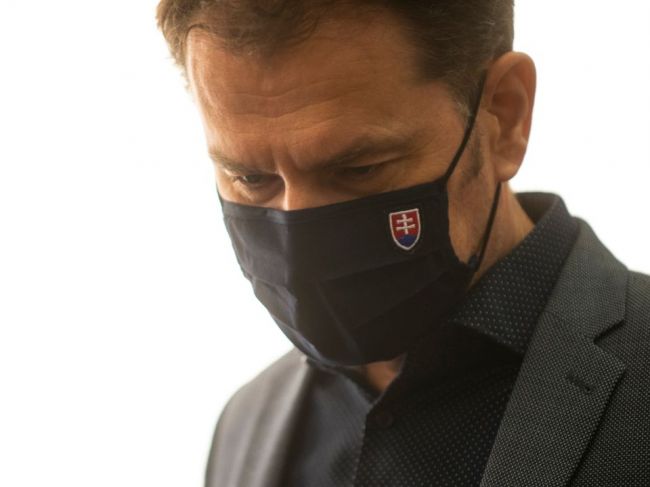 Politológ Marušiak: Vláda je teraz v štádiu klinickej smrti