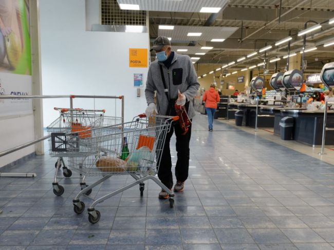 Upravuje sa definícia času nákupu pre seniorov aj fungovanie kúpeľov