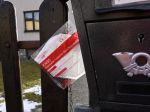 Od pondelka sa menia podmienky v obchodoch a verejnej doprave, potrebné sú respirátory