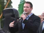 Milan Uhrík založil hnutie Republika, nemá ísť o klon ĽSNS