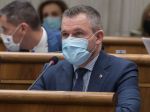 Pellegrini vyzval Krajčího, aby odstúpil ešte dnes