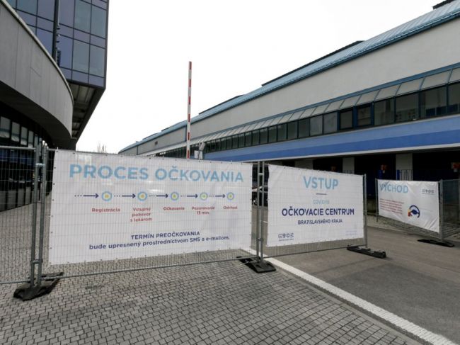 Ombudsmanka Patakyová žiada, aby bolo očkovanie dostupné pre všetkých