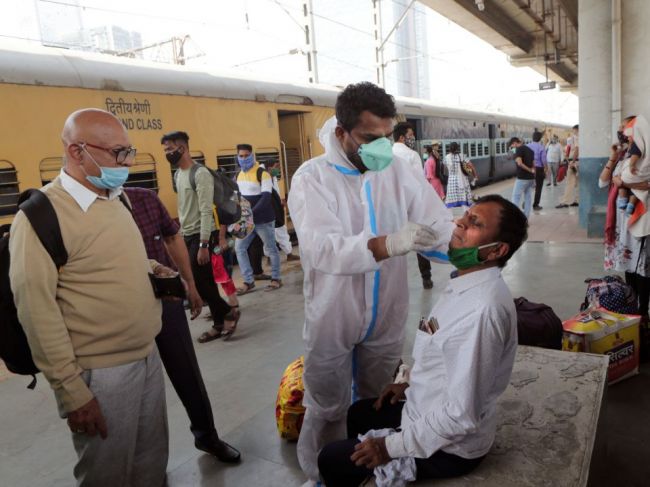 India hlásila najvyšší denný skok v prípadoch nákazy za posledné mesiace